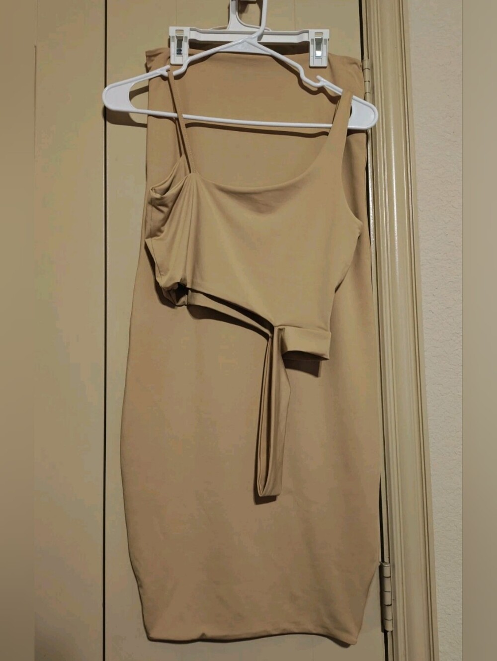 🤎 Tan Asymmetric 2-Piece Crop Top & Mini Skirt Set (Size Medium) 🤎